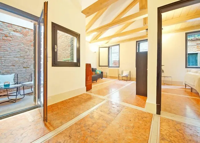 Dolcevita Apartments N 181